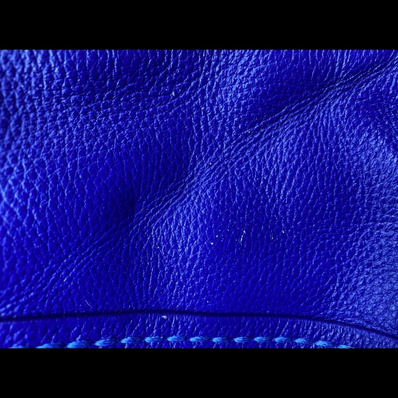 Beautiful blue leather BP from VB. - Picture 7 of 7
